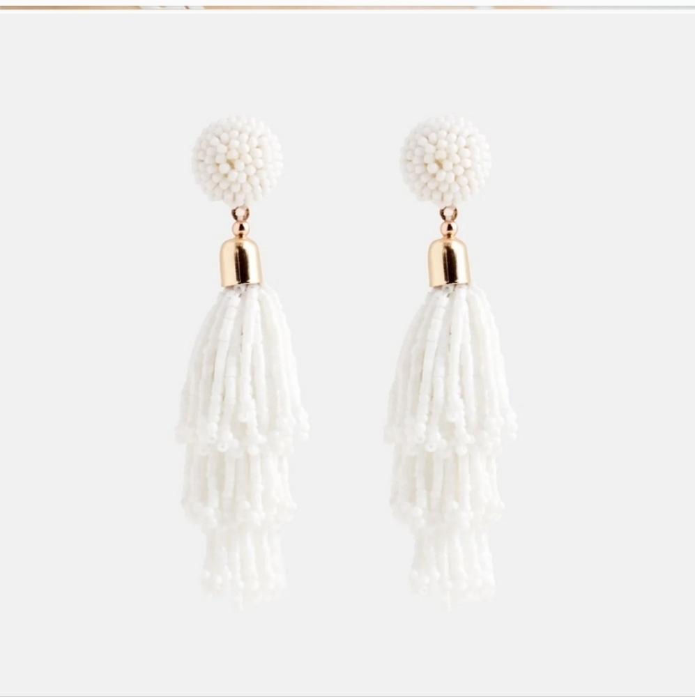 Pancea Beaded White Earrings